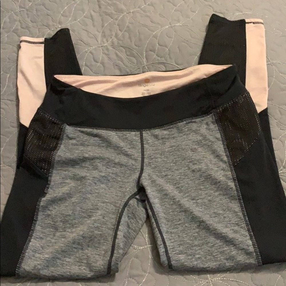 Ladies sz med Workout or Yoga Pants Color Block